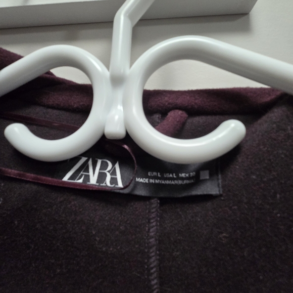 Zara hooded soft coat - large - Picture 2 of 3